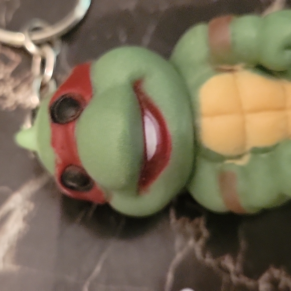 Bootleg style Vintage Teenage Mutant Ninja Turtles Key Chain TMNT Raphael - Picture 2 of 4